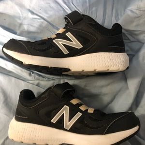 New Balance Unisex Youth Sz 12 TY519PB BLACK Hook & Loop.